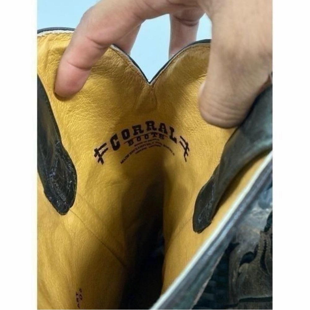 Corral Distressed Leather Western Boots with sequin inlay fleur de lis Size 9 - Picture 6 of 8